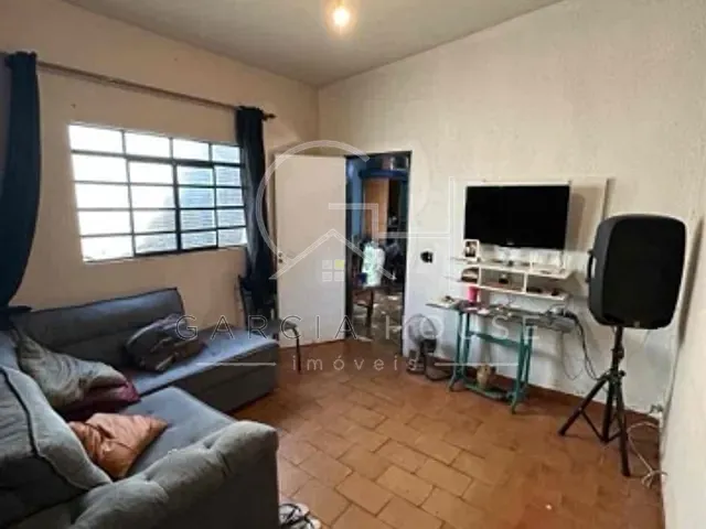 Casa com 250m² 3 quartos e 1 banheiro, à venda, no bairro Vila Abranches em Ribeirão Preto