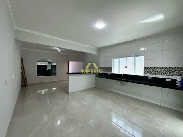 Casa com 180m² 2 quartos e 2 banheiros, à venda, no bairro Jardim Nair Maria em Salto