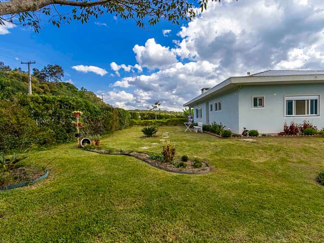 Casa 4 quartos e 5 banheiros, à venda, no bairro Planta Laranjeiras em Piraquara