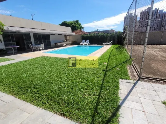 Casa com 1320m² 3 quartos e 4 banheiros, à venda ou para alugar, no bairro Vila Redentora em São José do Rio Preto