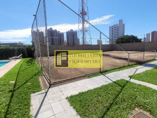Casa com 1320m² 3 quartos e 4 banheiros, à venda ou para alugar, no bairro Vila Redentora em São José do Rio Preto