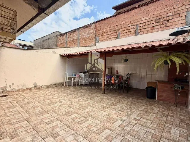 Casa 2 quartos e 1 banheiro, à venda, no bairro Pedra Azul em Contagem