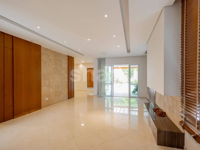 Casa com 600m² 4 quartos e 7 banheiros, à venda, no bairro Alphaville em Santana de Parnaíba