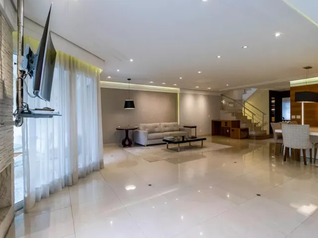 Casa com 380m² 4 quartos e 4 banheiros, à venda ou para alugar, no bairro Jardim Panorama em São Paulo