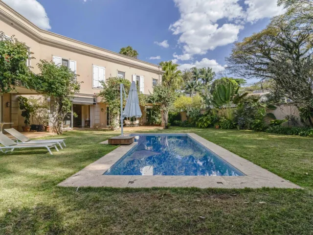 Casa com 1748m² 5 quartos e 7 banheiros, à venda, no bairro Cidade Jardim em São Paulo