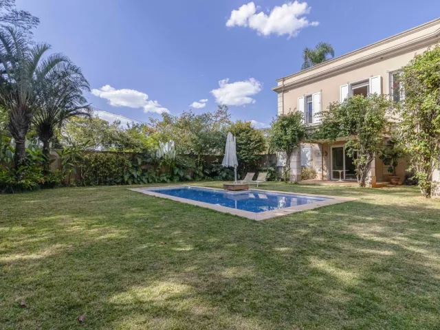 Casa com 1748m² 5 quartos e 7 banheiros, à venda, no bairro Cidade Jardim em São Paulo
