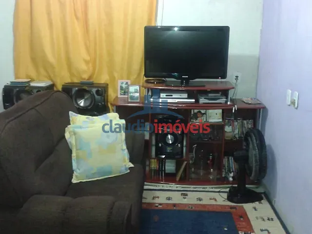 Casa com 188m² 2 quartos e 1 banheiro, à venda, no bairro Novo Horizonte em Barra Mansa