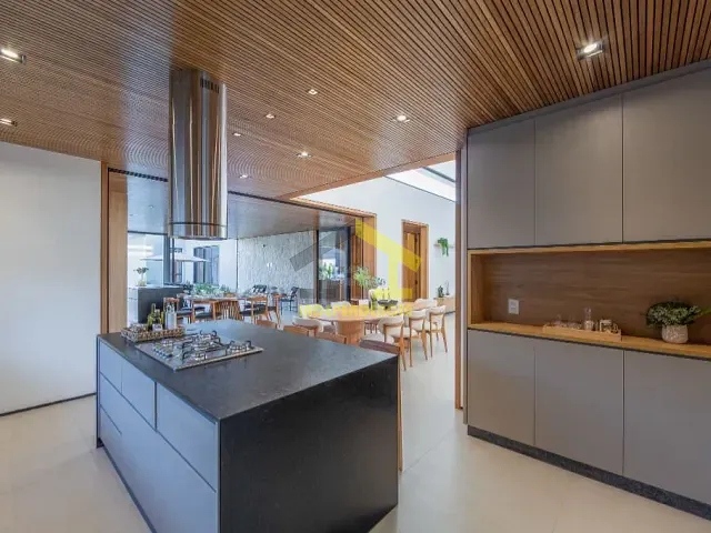 Casa com 850m² 4 quartos e 7 banheiros, à venda, no bairro Condomínio Xapada Parque Ytu em Itu