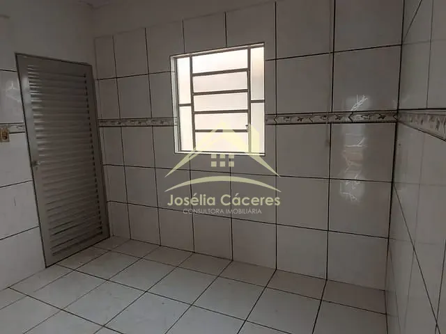 Casa 3 quartos e 3 banheiros, à venda, no bairro Petrópolis em Várzea Grande
