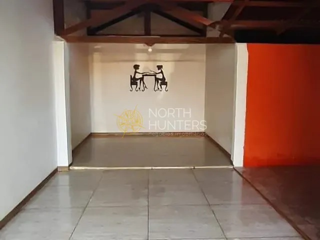 Casa com 220m² 3 quartos e 1 banheiro, à venda, no bairro Jardim Iririú em Joinville