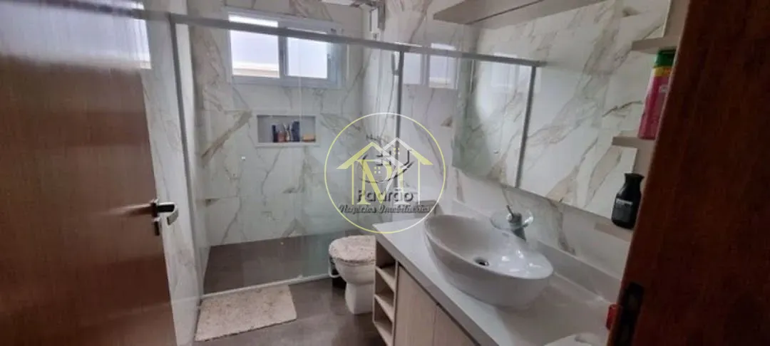Casa, 3 quartos, 217 m² - Foto 3
