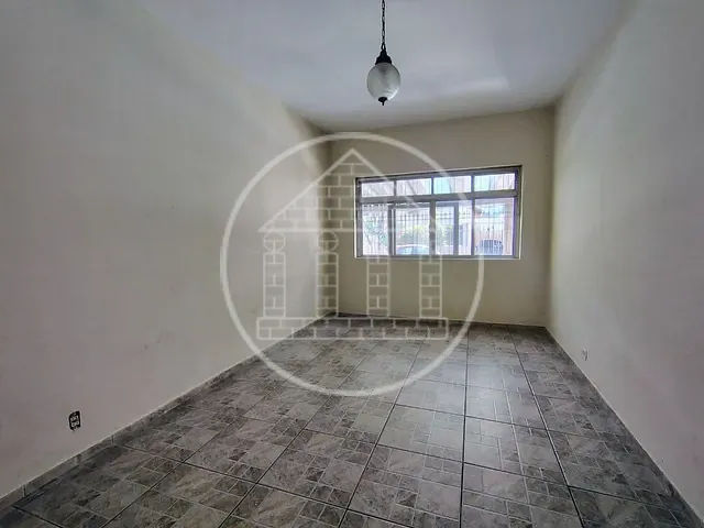 Casa com 300m² 4 quartos e 2 banheiros, à venda, no bairro Vila Cruzeiro em São Paulo