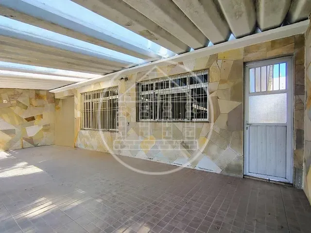 Casa com 300m² 4 quartos e 2 banheiros, à venda, no bairro Vila Cruzeiro em São Paulo
