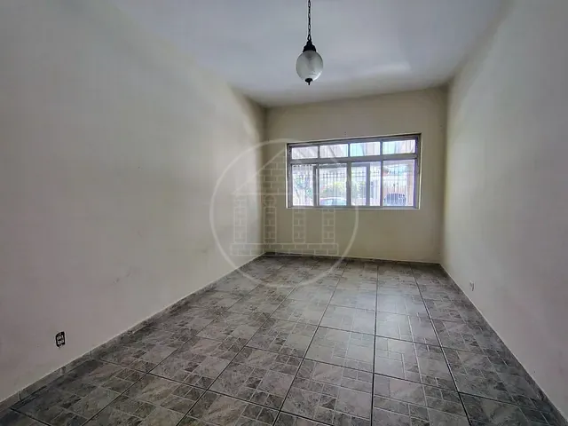 Casa com 300m² 4 quartos e 2 banheiros, à venda, no bairro Vila Cruzeiro em São Paulo