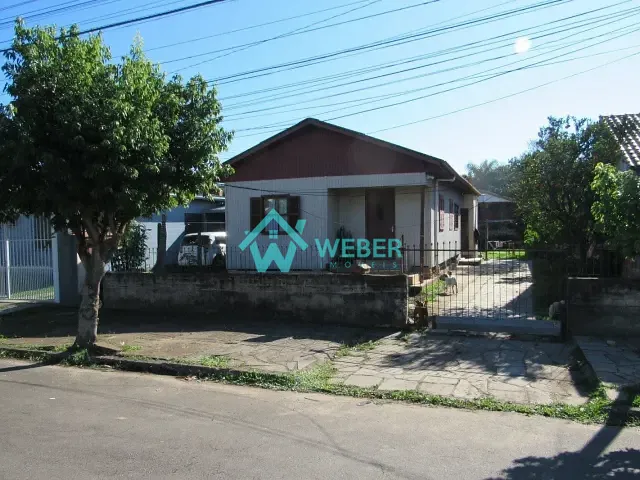 Casa 2 quartos e 1 banheiro, à venda, no bairro Genuíno Sampaio em Campo Bom