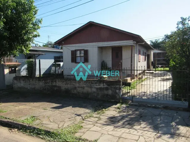Casa 2 quartos e 1 banheiro, à venda, no bairro Genuíno Sampaio em Campo Bom