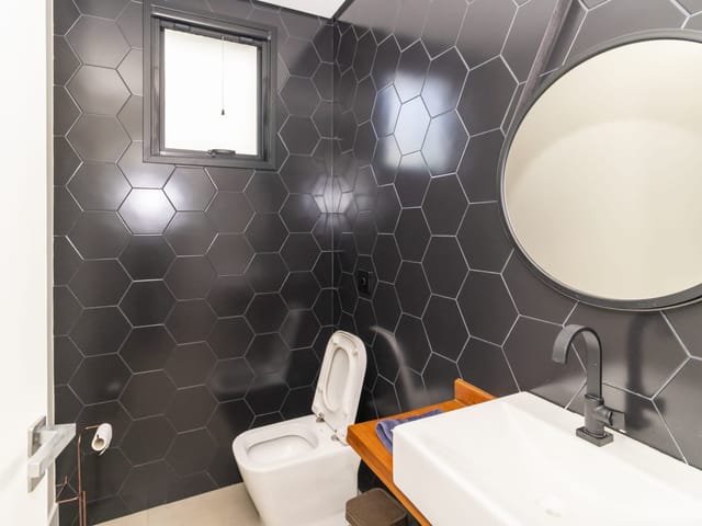 Casa com 525m² 4 quartos e 6 banheiros, à venda, no bairro Alphaville em Santana de Parnaíba