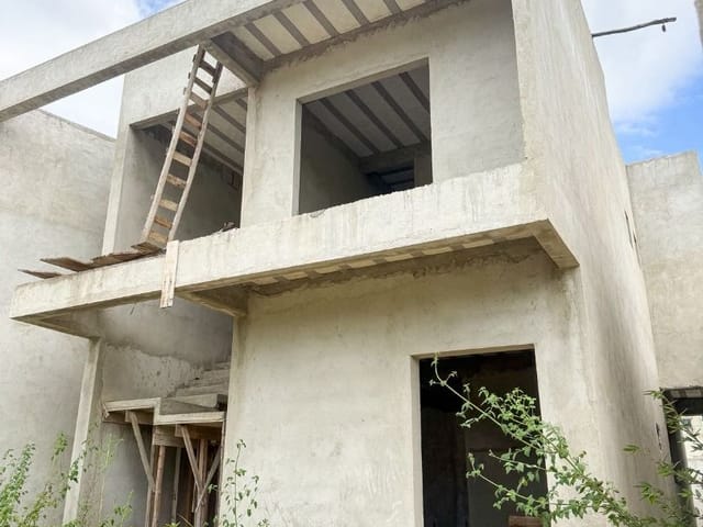 Casa com 190m² 3 quartos e 3 banheiros, à venda, no bairro Lagoa em Macaé