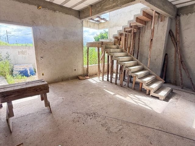Casa com 190m² 3 quartos e 3 banheiros, à venda, no bairro Lagoa em Macaé