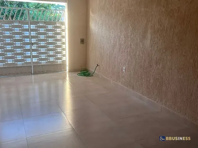 Casa com 102m² 2 quartos e 2 banheiros, à venda, no bairro Pq Tropical em Campos dos Goytacazes