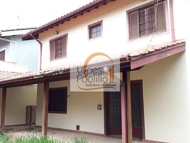 Casa com 410m² 4 quartos e 4 banheiros, à venda, no bairro Jardim Siriema em Atibaia