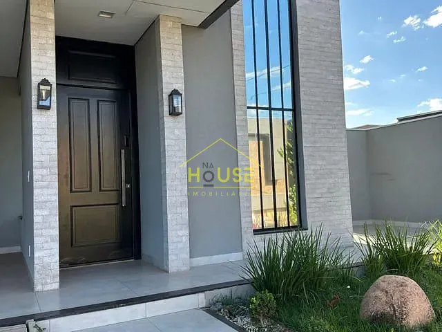 Casa com 300m² 3 quartos e 5 banheiros, à venda ou para alugar, no bairro Village Provence em São José do Rio Preto