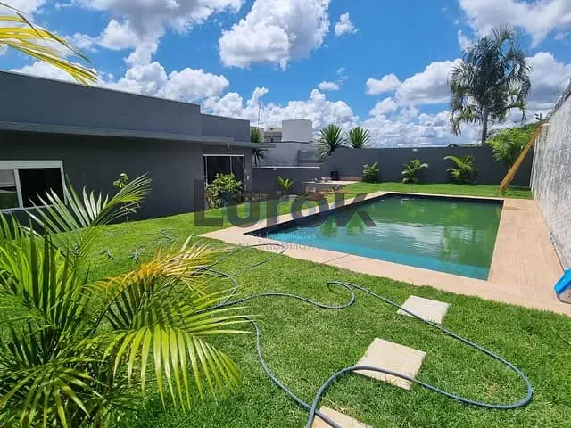 Casa com 630m² 3 quartos e 5 banheiros, à venda, no bairro Condomínio Reserva dos Vinhedos em Louveira