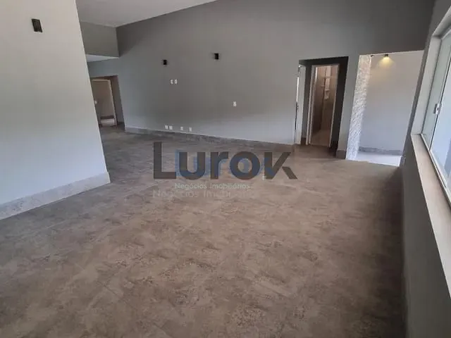 Casa com 630m² 3 quartos e 5 banheiros, à venda, no bairro Condomínio Reserva dos Vinhedos em Louveira