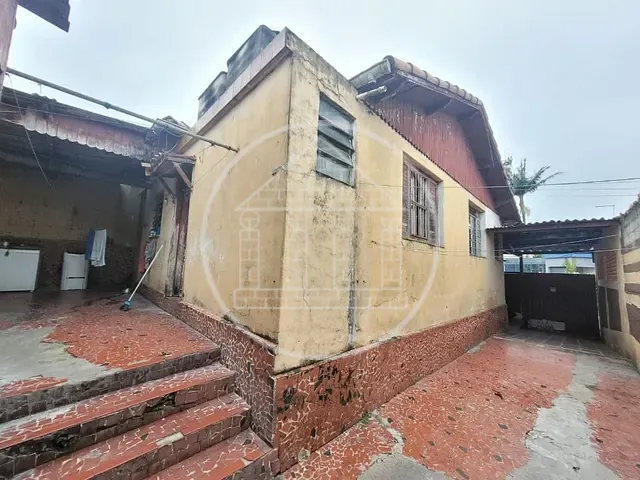 Casa com 200m² 6 quartos e 2 banheiros, à venda, no bairro Jardim Santa Cruz (Campo Grande) em São Paulo