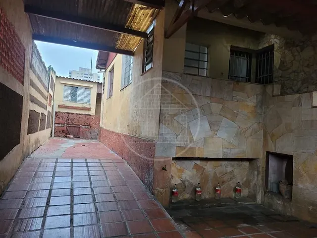 Casa com 200m² 4 quartos e 2 banheiros, à venda, no bairro Jardim Santa Cruz (Campo Grande) em São Paulo