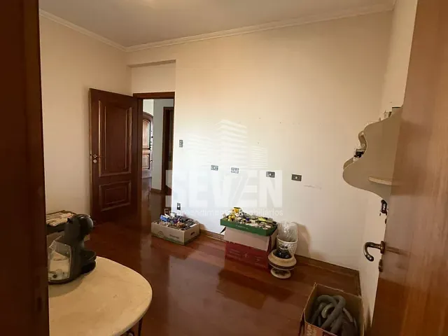 Apartamento com 260m² 3 quartos e 4 banheiros, à venda ou para alugar, no bairro Jardim Estoril IV em Bauru