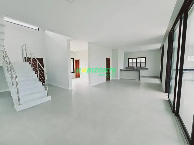 Casa com 451m² 3 quartos e 4 banheiros, à venda, no bairro Condomínio Residencial Monaco em São José dos Campos