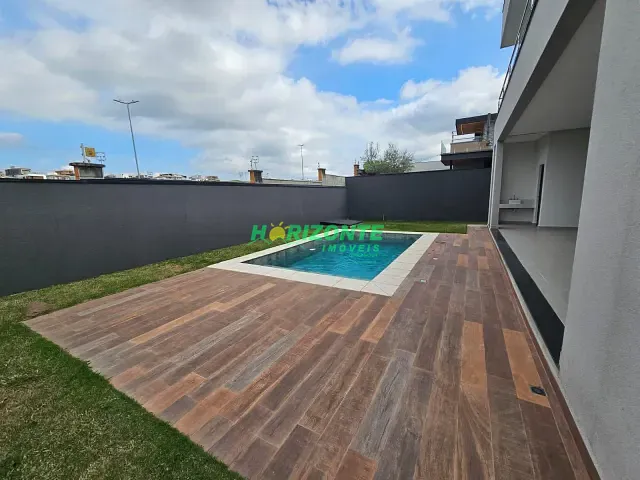 Casa com 451m² 3 quartos e 4 banheiros, à venda, no bairro Condomínio Residencial Monaco em São José dos Campos