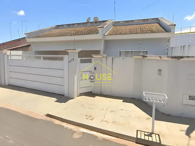 Casa 3 quartos e 2 banheiros, à venda, no bairro São Judas Tadeu em Valentim Gentil