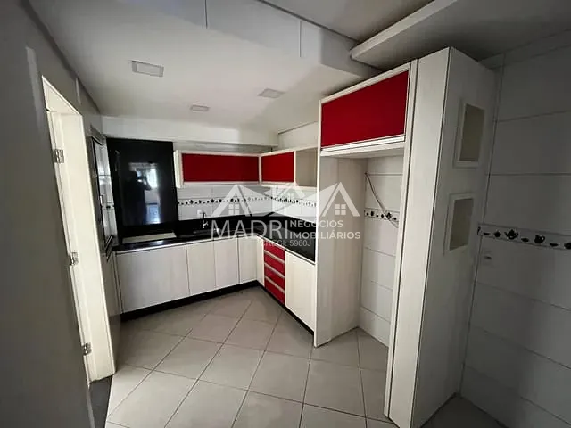 Casa 2 quartos e 1 banheiro, à venda, no bairro São Sebastião em Palhoça