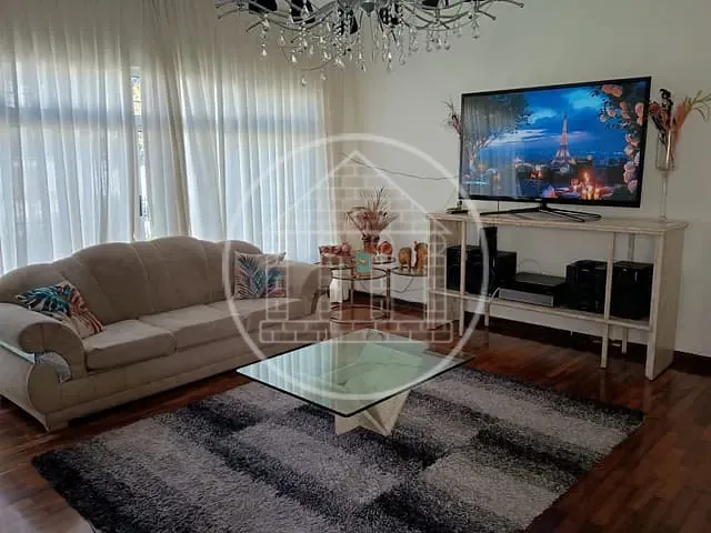 Casa com 351m² 3 quartos e 3 banheiros, à venda, no bairro Jardim Campo Grande em São Paulo