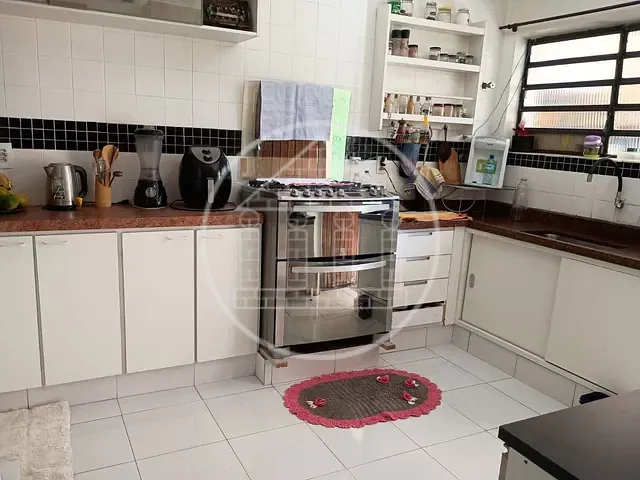 Casa com 351m² 3 quartos e 3 banheiros, à venda, no bairro Jardim Campo Grande em São Paulo