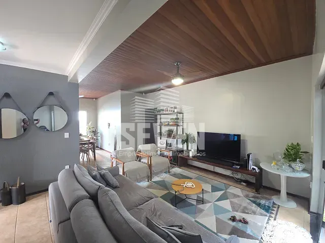 Casa 3 quartos e 3 banheiros, à venda, no bairro Jardim Terra Branca em Bauru