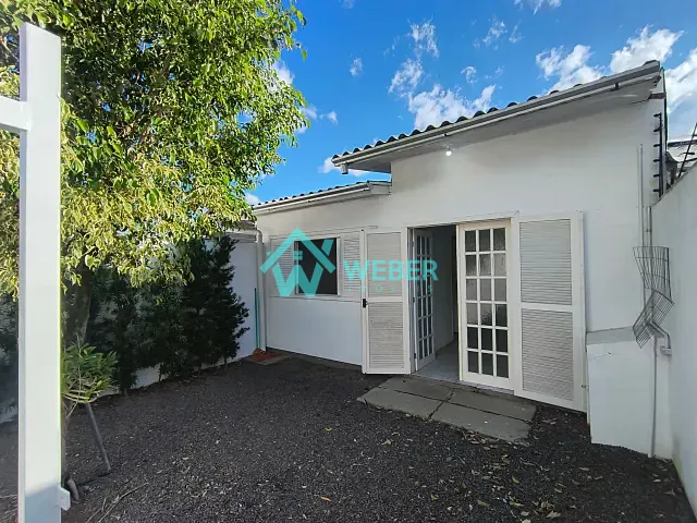 Casa 2 quartos e 1 banheiro, para alugar, no bairro São José em Novo Hamburgo