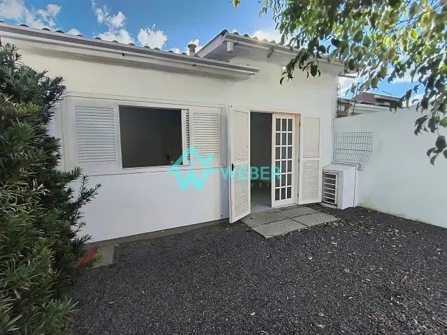Casa 2 quartos e 1 banheiro, para alugar, no bairro São José em Novo Hamburgo