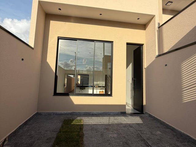 Casa com 125m² 3 quartos e 2 banheiros, à venda, no bairro Parque dos Manacás em Extrema