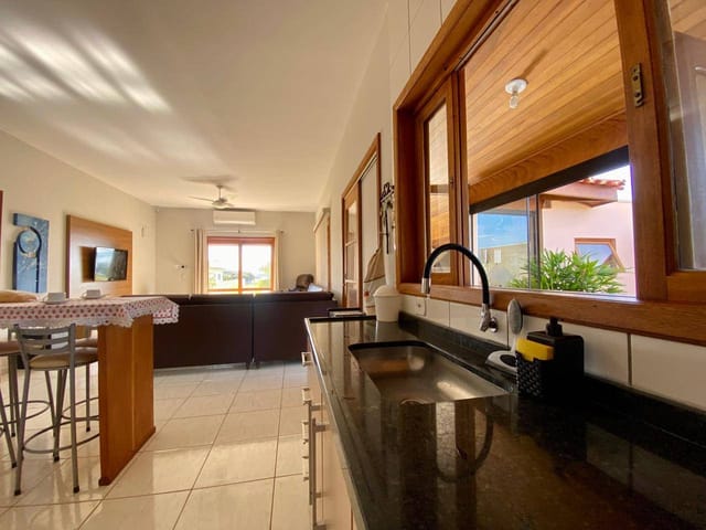 Casa com 232m² 4 quartos e 4 banheiros, à venda, no bairro Terras de Santa Cristina V em Paranapanema