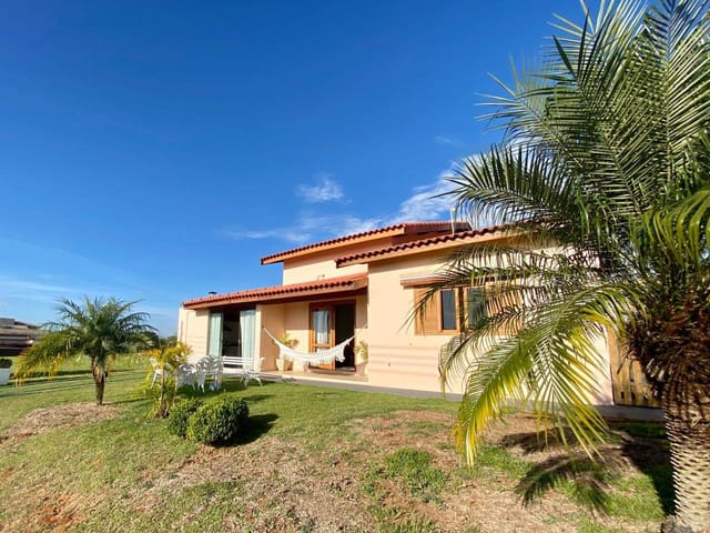 Casa com 232m² 4 quartos e 4 banheiros, à venda, no bairro Terras de Santa Cristina V em Paranapanema
