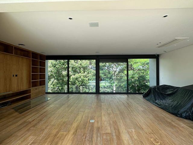 Casa com 343m² 3 quartos e 5 banheiros, à venda, no bairro Jardim Guedala em São Paulo