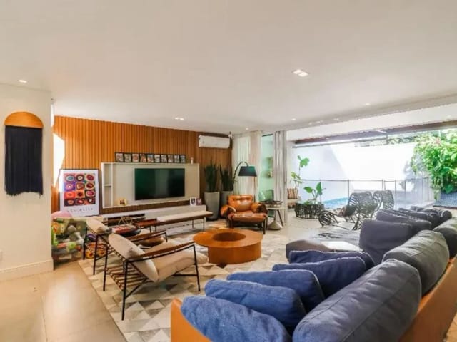 Casa com 357m² 3 quartos e 5 banheiros, à venda, no bairro Retiro Morumbi em São Paulo