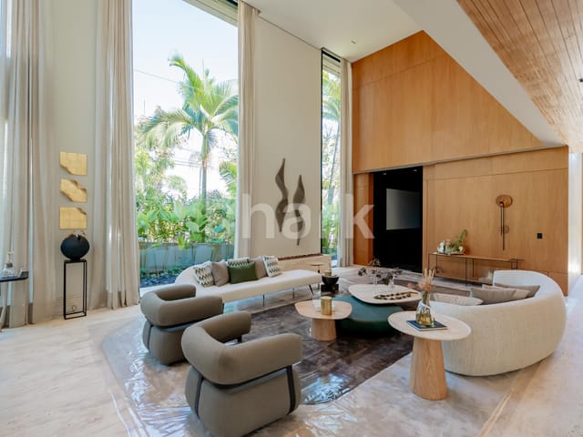 Casa com 1000m² 5 quartos e 8 banheiros, à venda, no bairro Tamboré em Santana de Parnaíba
