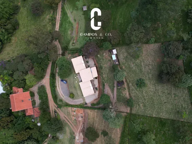 Casa com 3000m² 4 quartos e 5 banheiros, à venda, no bairro Paiol em São Bento do Sapucaí