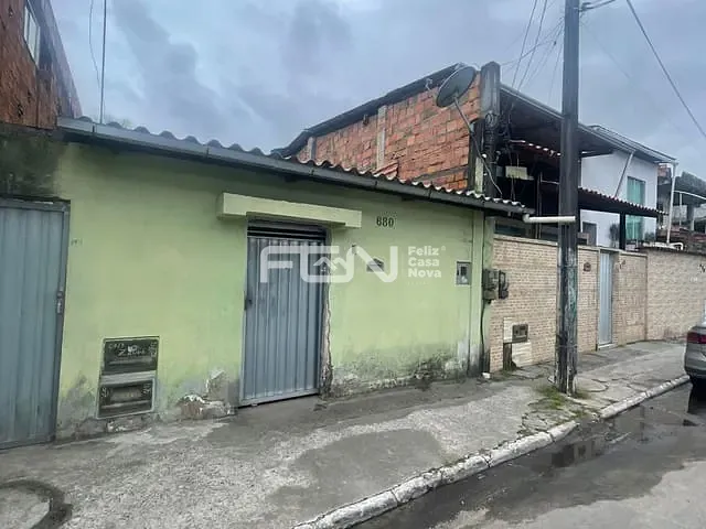 Casa com 94m² 2 quartos e 1 banheiro, à venda, no bairro Gleba E em Camaçari