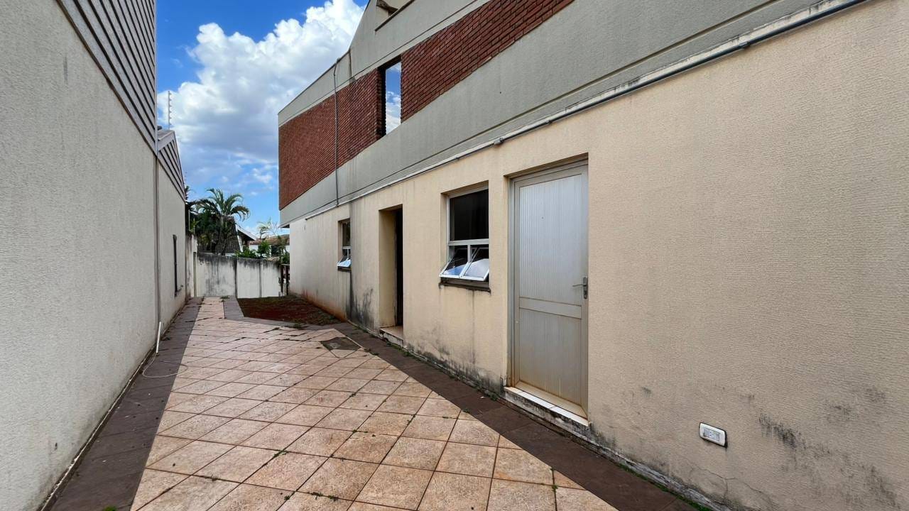 Casa, 7 quartos, 600 m² - Foto 4