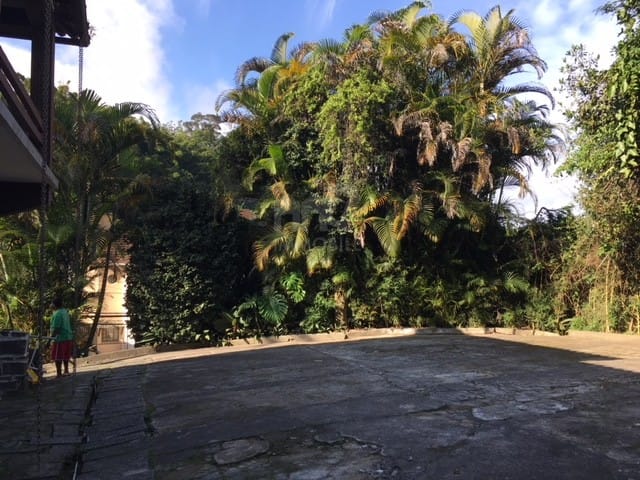 Casa com 1500m², à venda, no bairro Valparaíso em Petrópolis